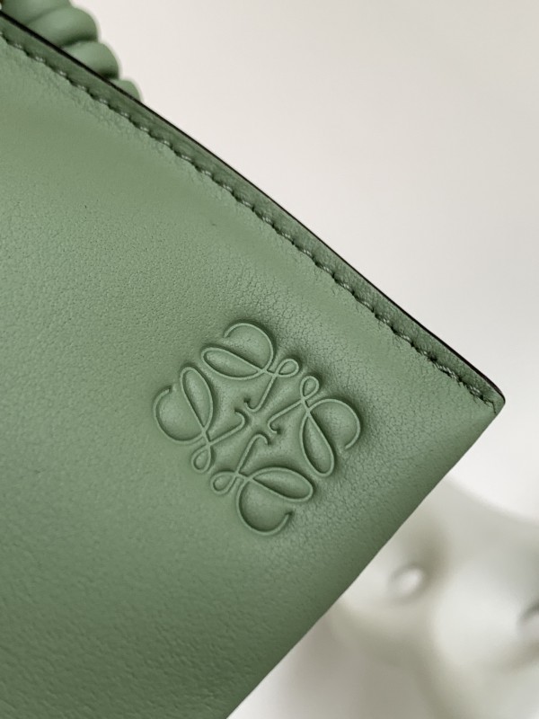 Loewe 018 3