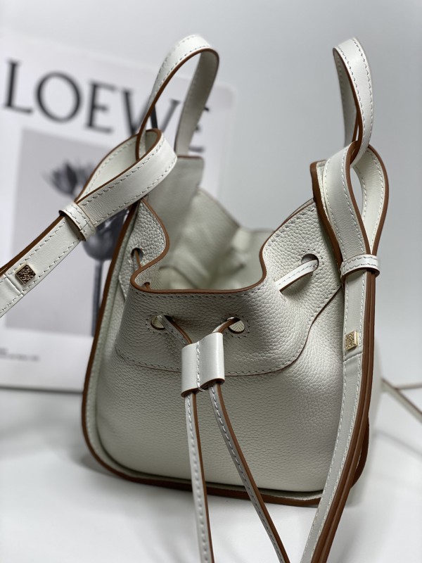 Loewe 039 3