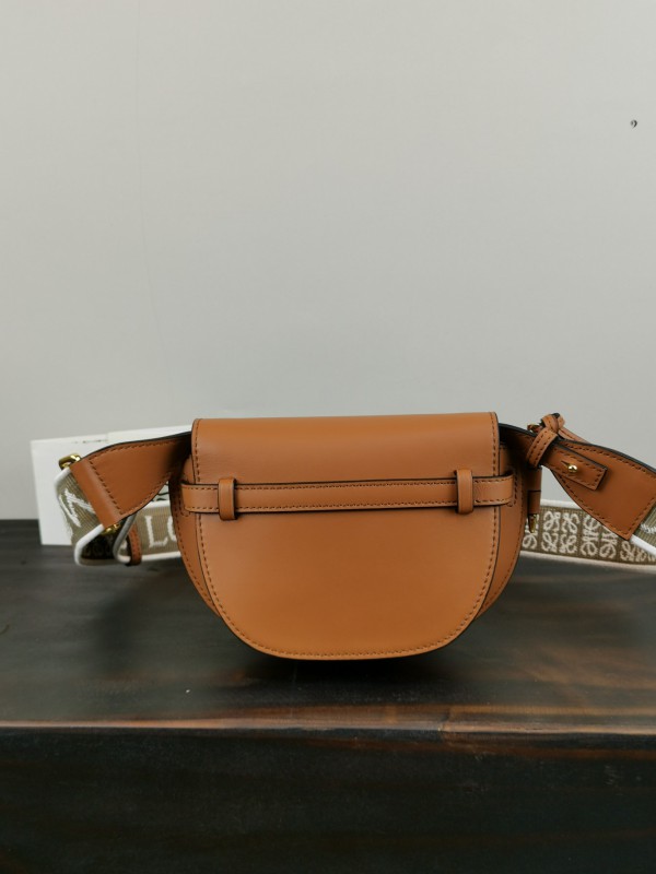 Loewe 040 3