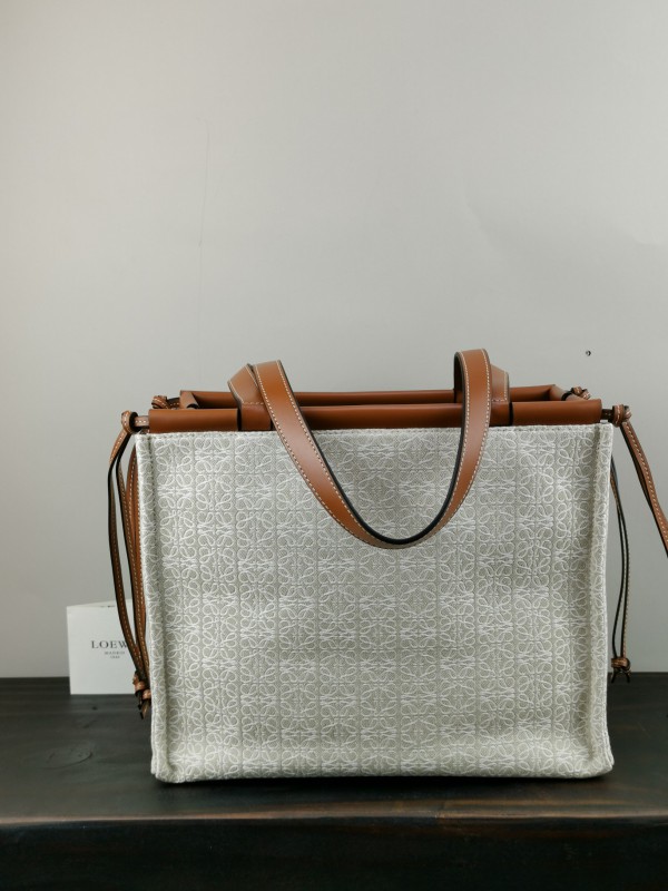 Loewe 046 3