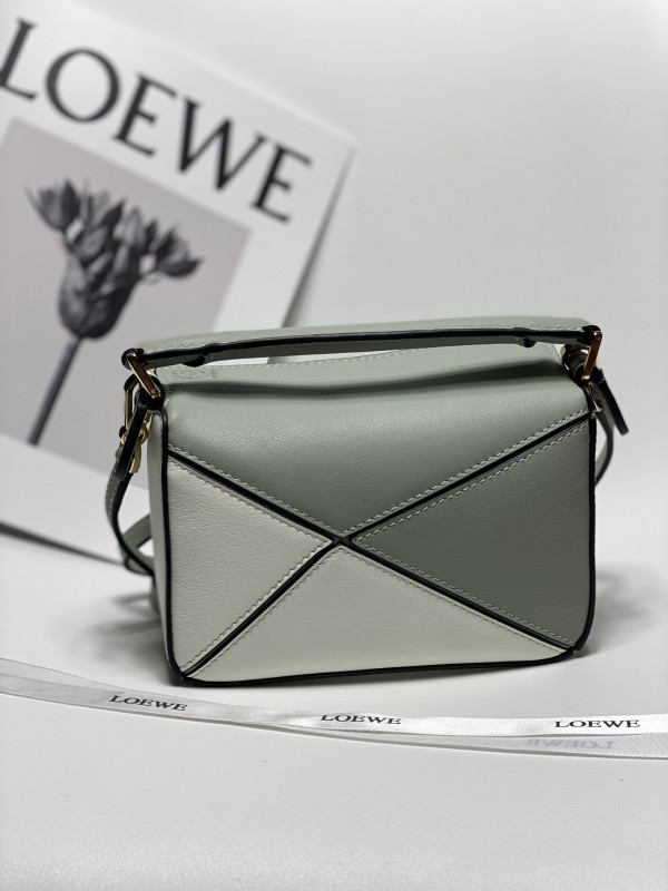 Loewe 053 3