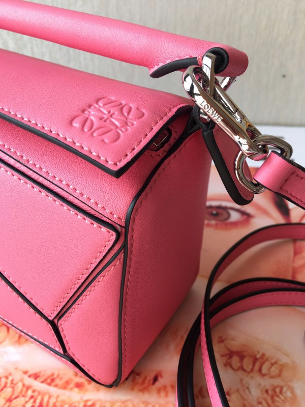 Loewe 068 3