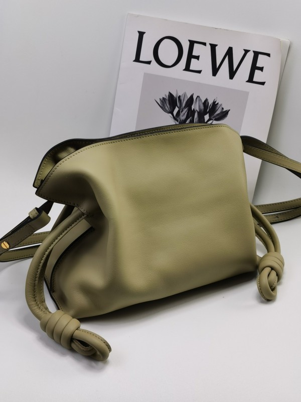 Loewe 117 3