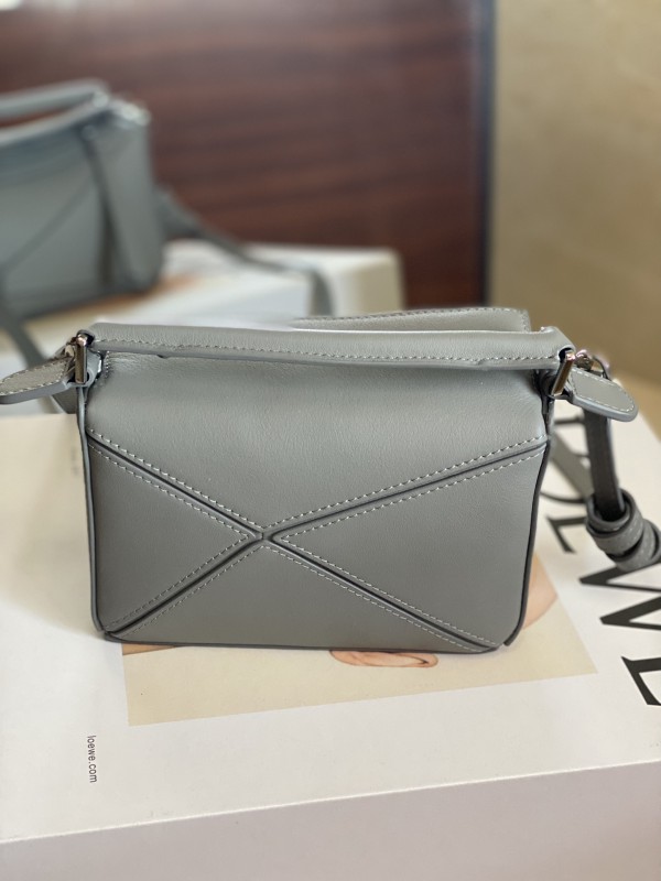 Loewe 121 3