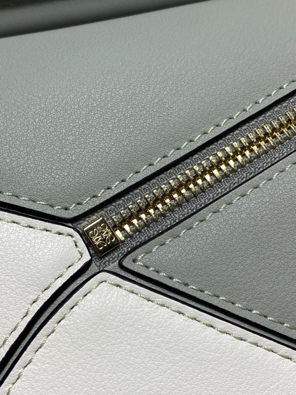 Loewe 142 3