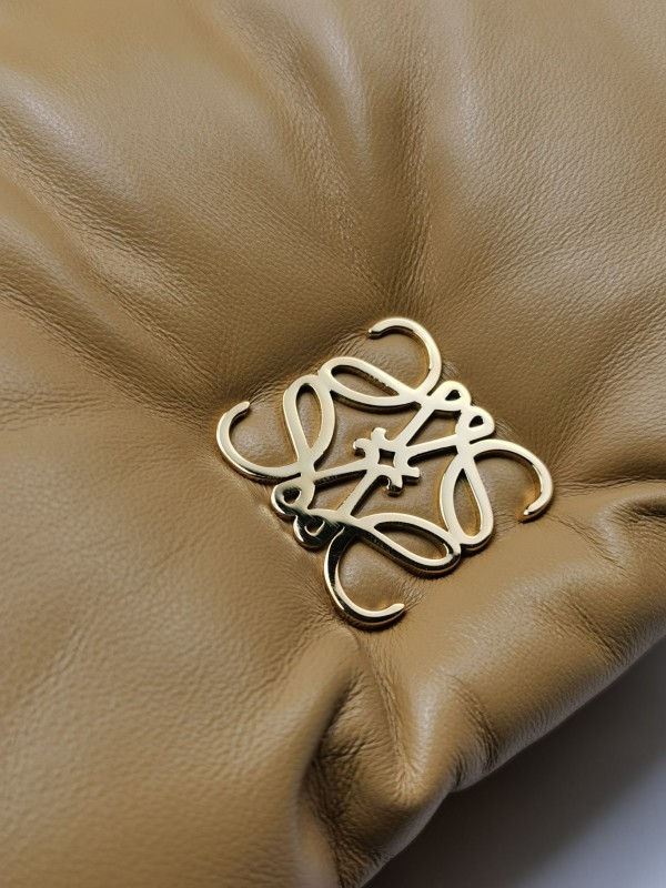 Loewe 170 3