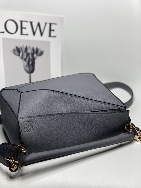 Loewe 187 3