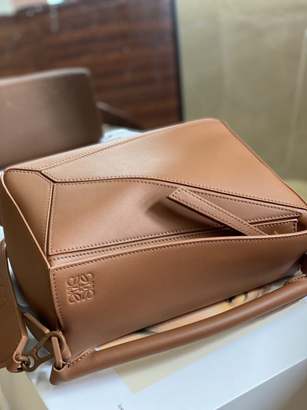 Loewe 195 3