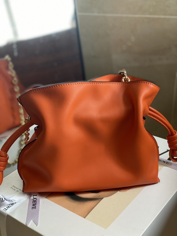 Loewe 196 3