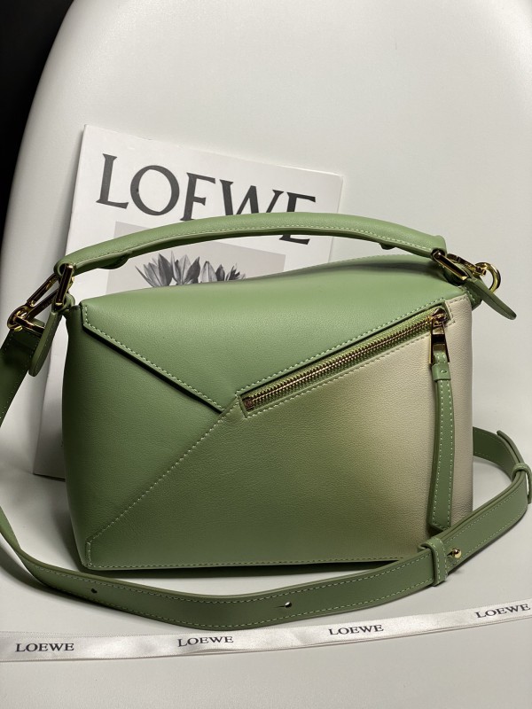 Loewe 214 3