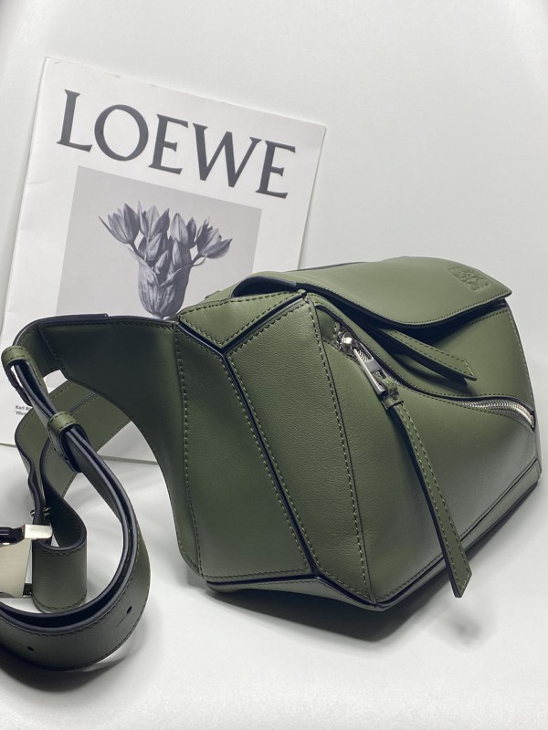 Loewe 218 3