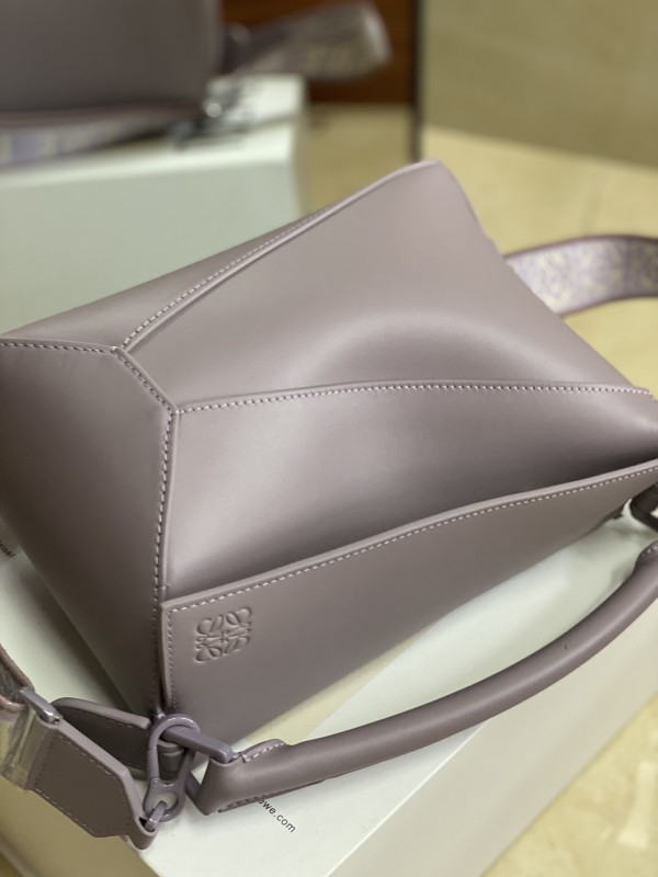 Loewe 239 3