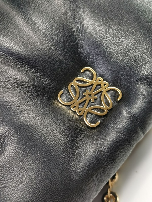 Loewe 245 3