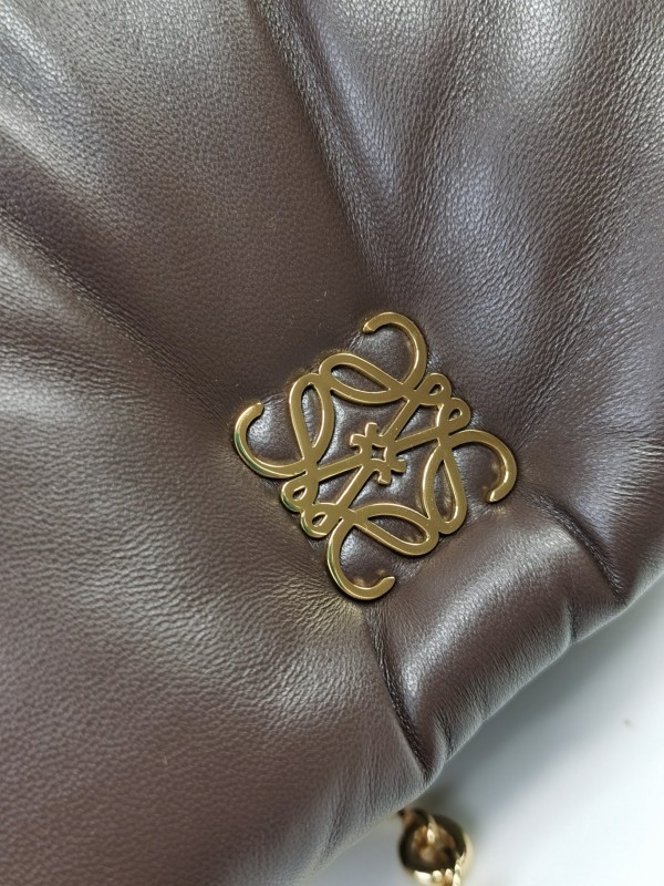 Loewe 249 3