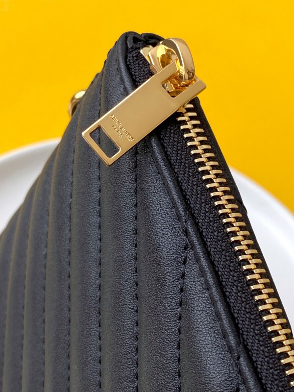 YSL 047 3