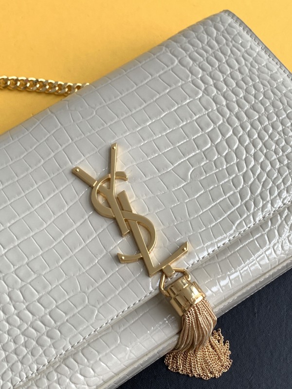 YSL 107 3