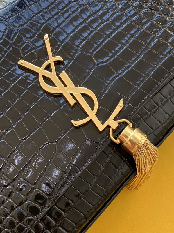 YSL 109 3
