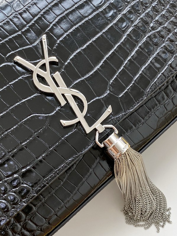 YSL 110 3