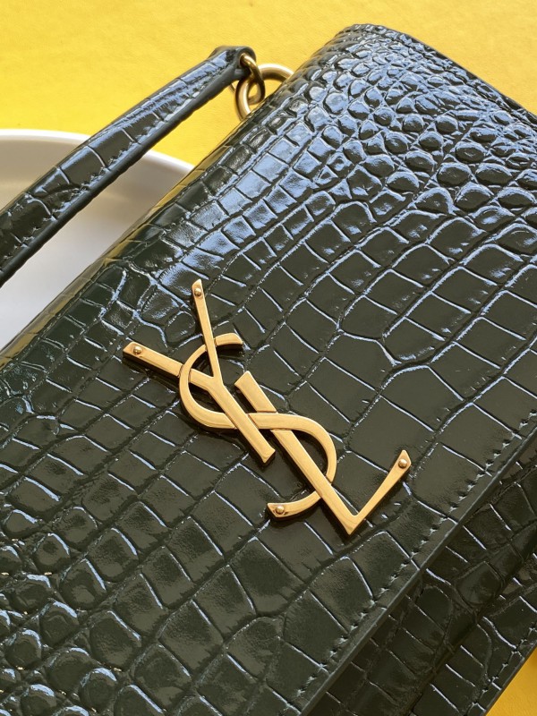 YSL 165 3