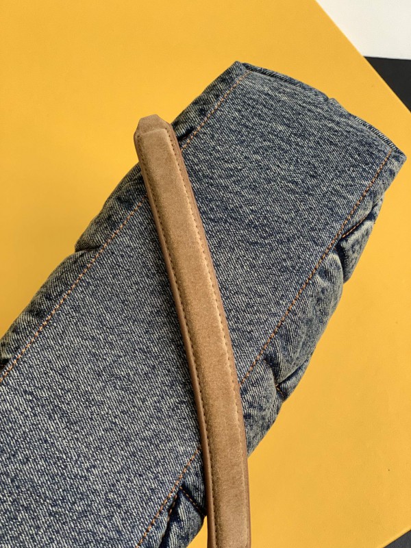 YSL 198 3