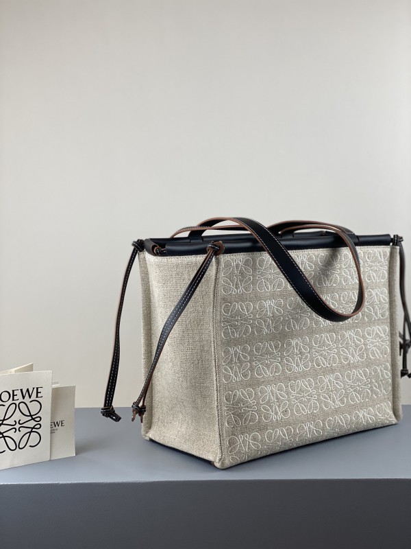 Loewe 122 3