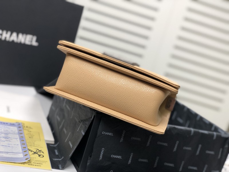 Chanel 017 3