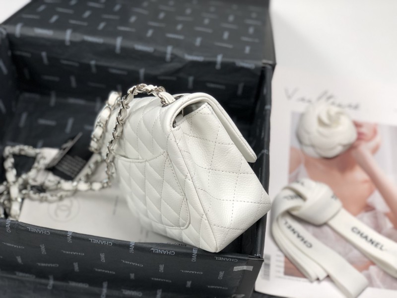 Chanel 037 3