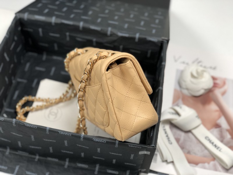 Chanel 040 3
