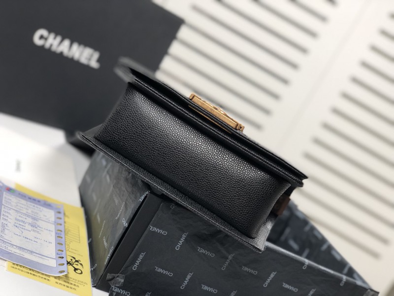 Chanel 056 3