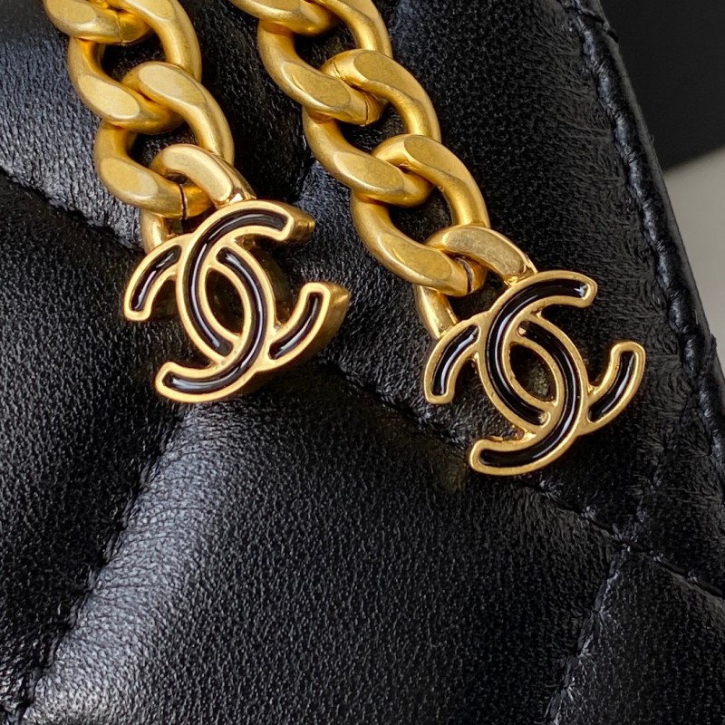 Chanel 136 3