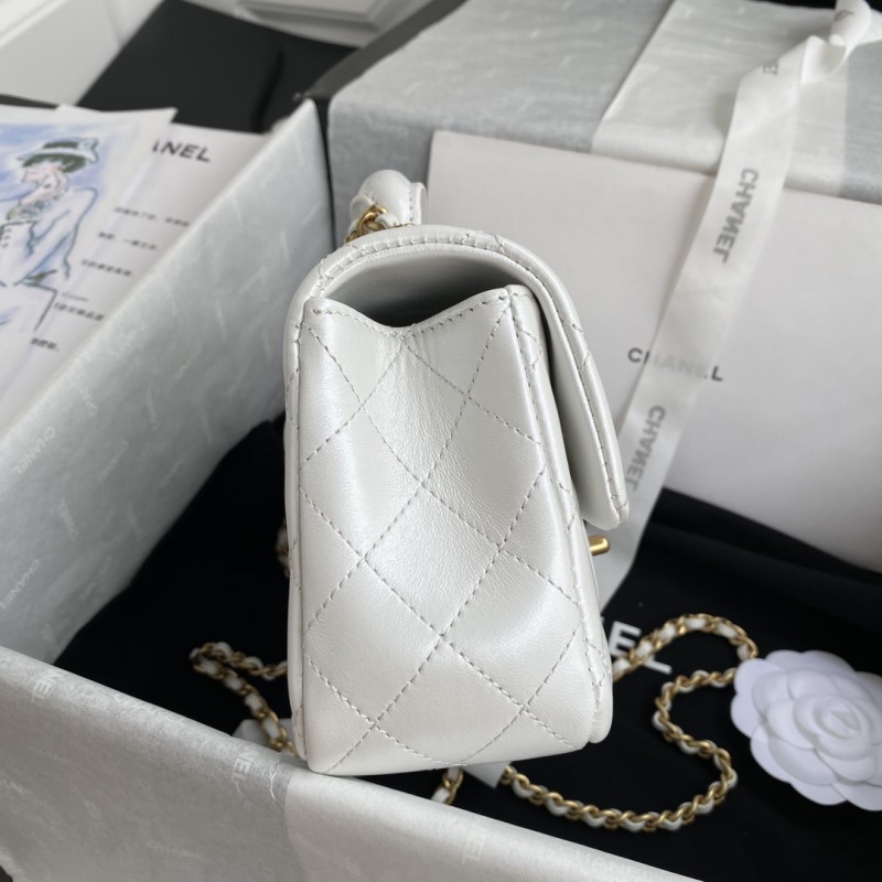 Chanel 220 3