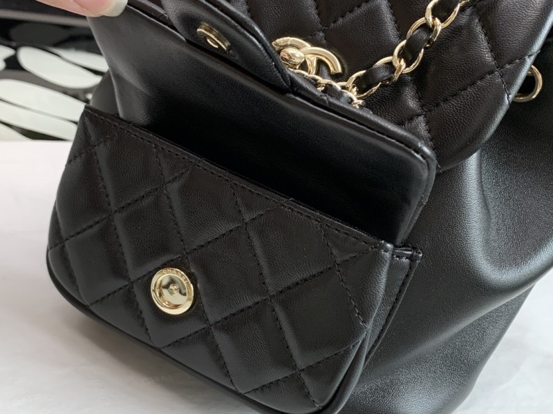 Chanel 240 3