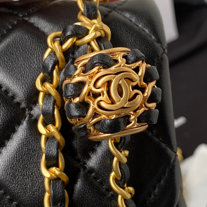 Chanel 404 3