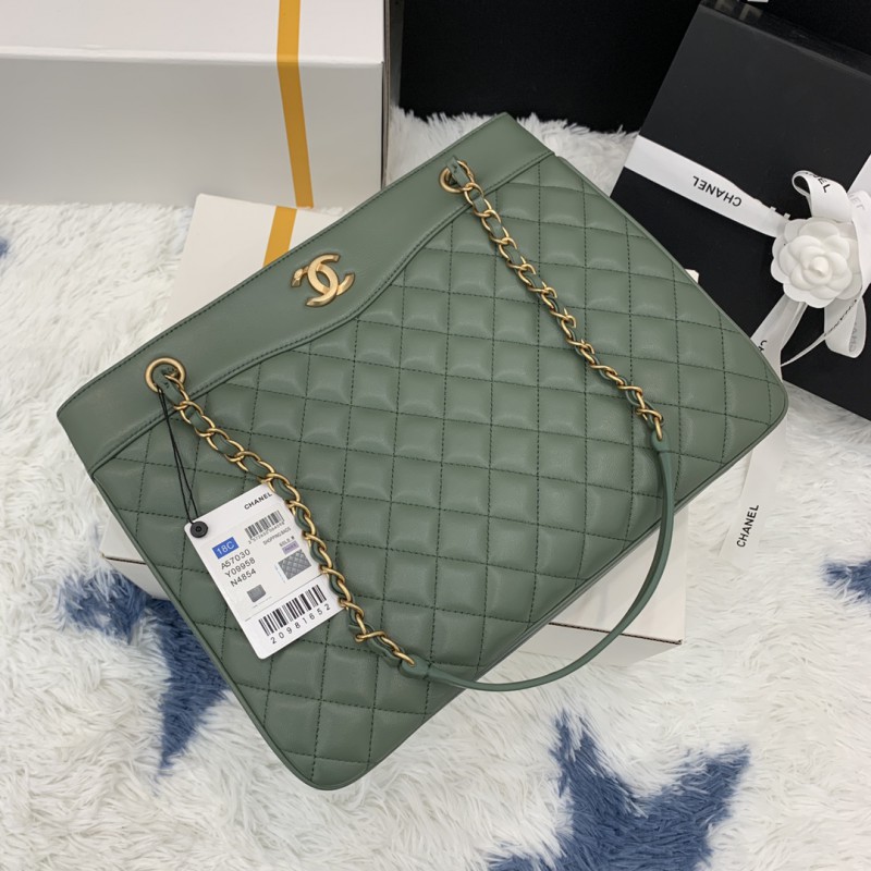 Chanel 552 3