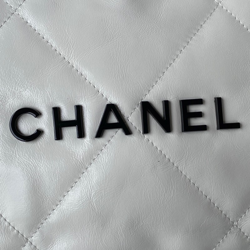 Chanel 588 3
