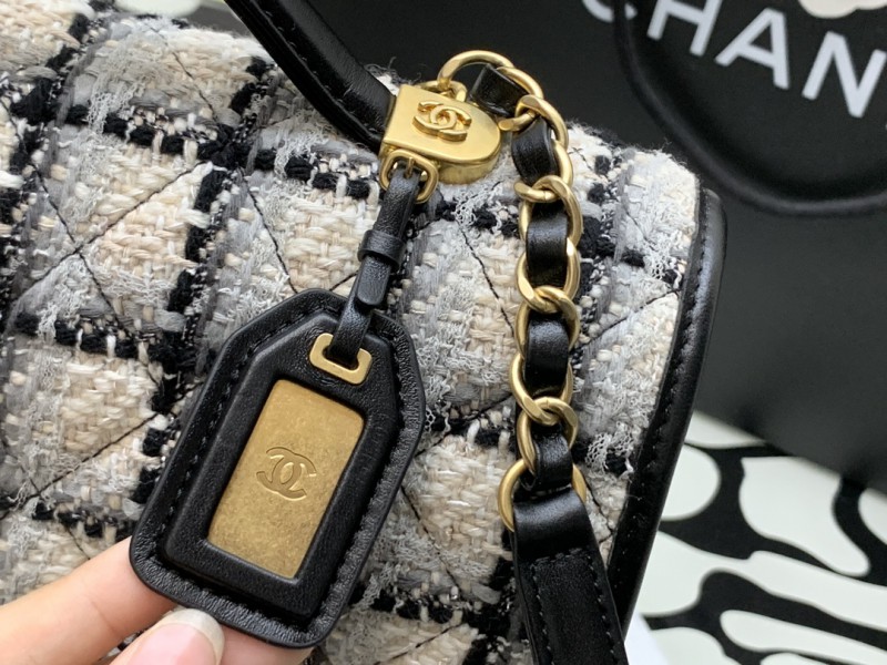 Chanel 599 3