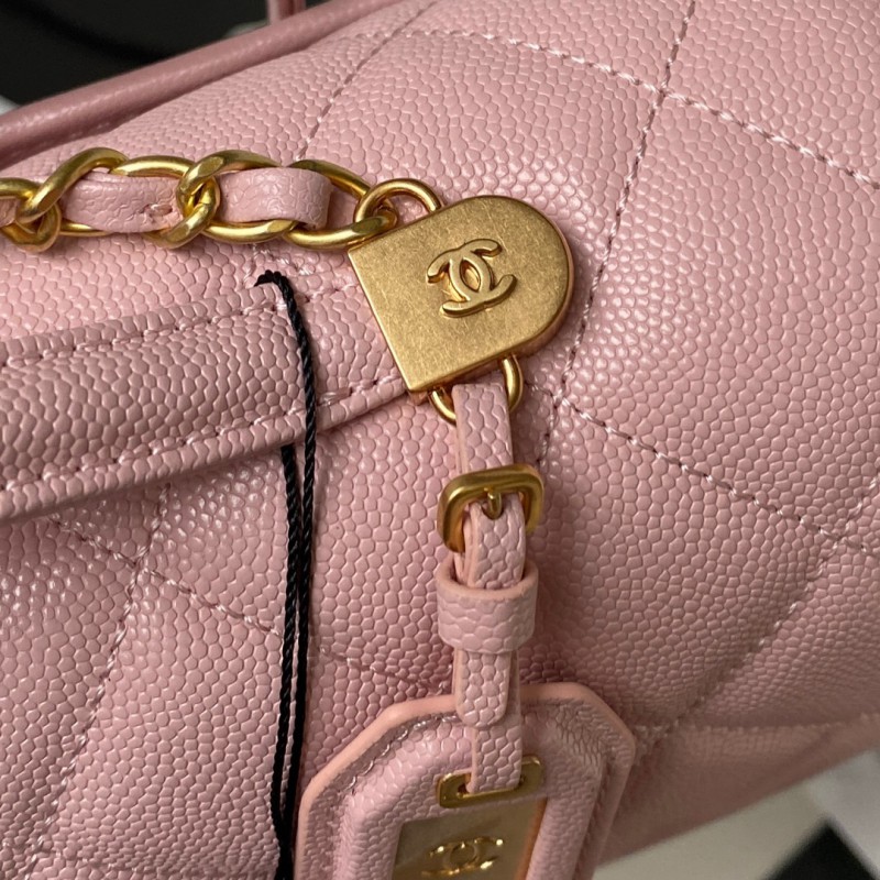 Chanel 600 3
