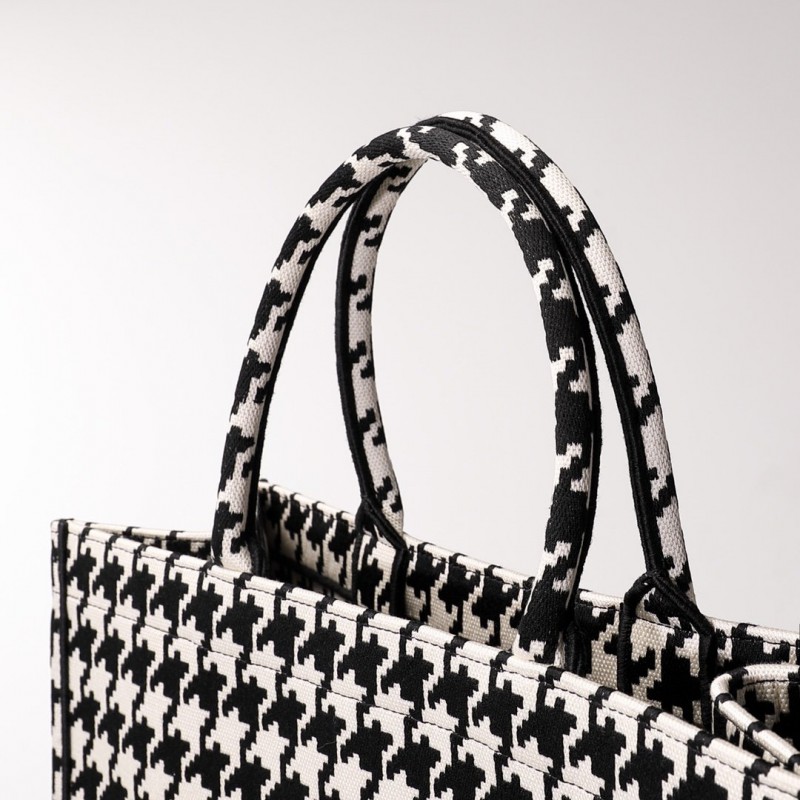 Dior 176 4