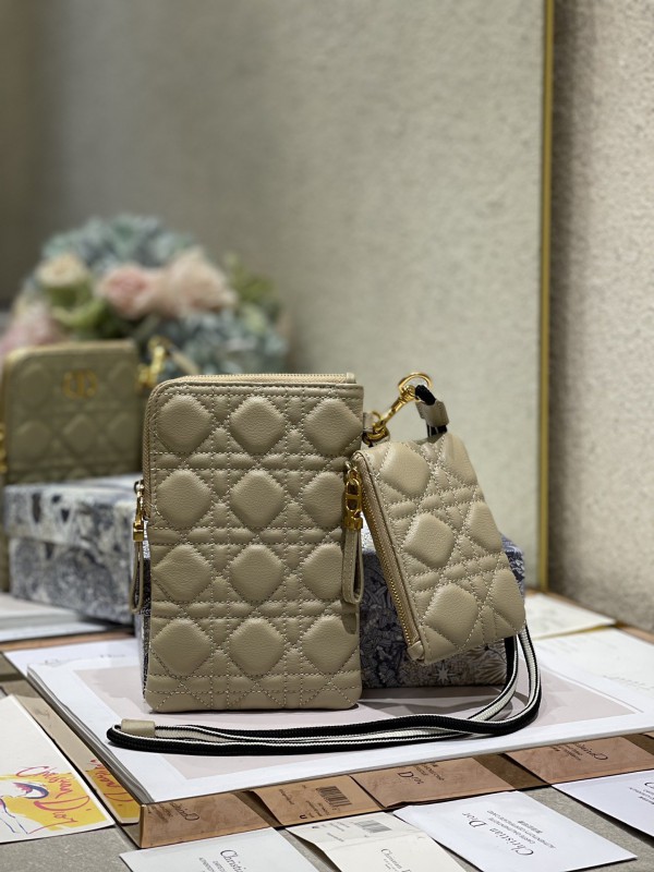 Dior 058 4