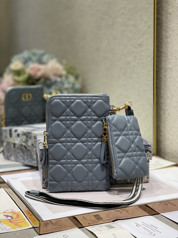 Dior 068 4