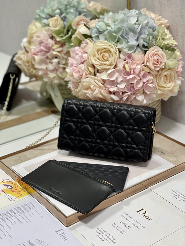 Dior 077 4