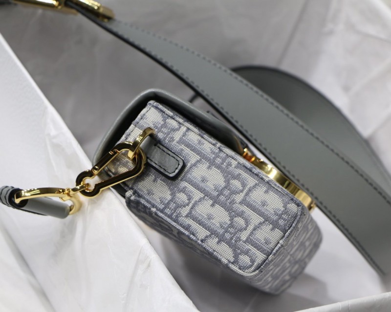 Dior 102 4