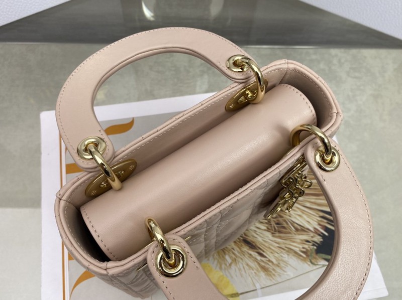 Dior 108 4