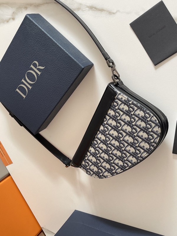 Dior 110 4
