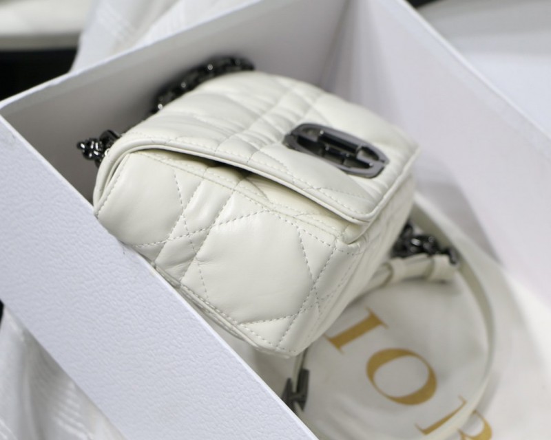 Dior 144 4