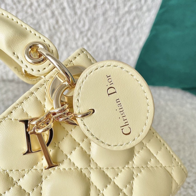 Dior 157 4