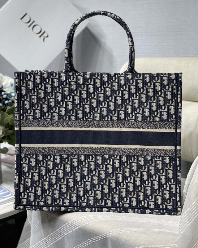 Dior 180 4