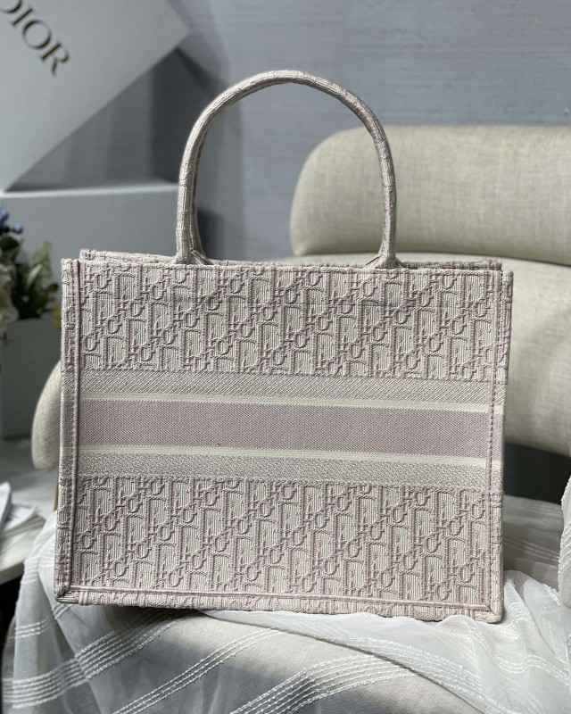 Dior 222 4