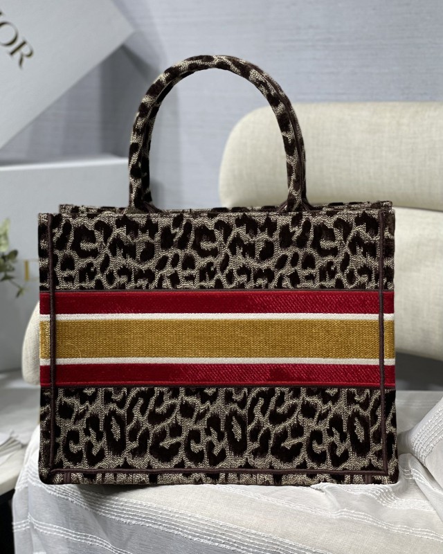 Dior 224 4