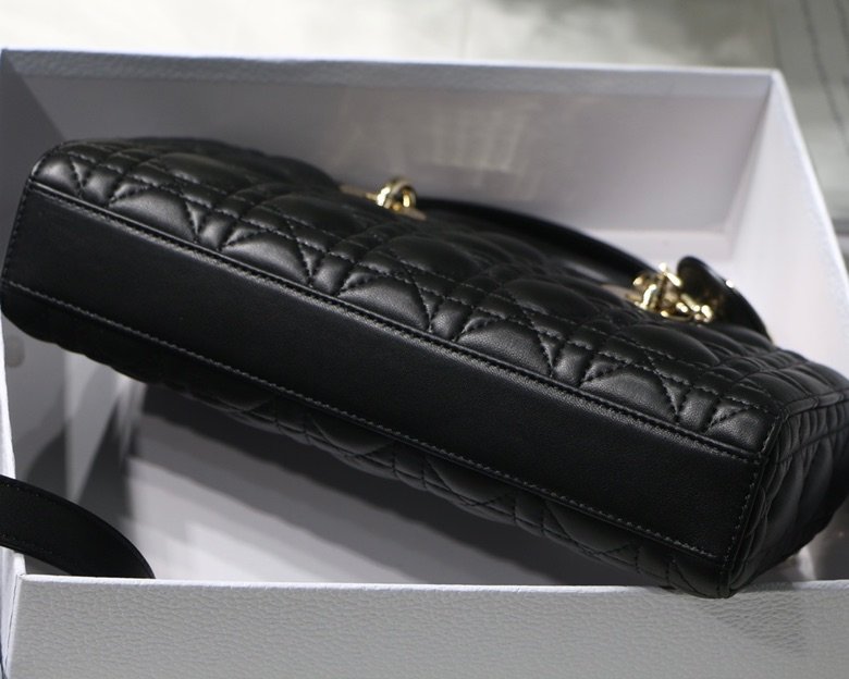 Dior 251 4
